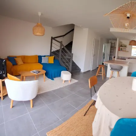 度假居 La Maison D'olivia 6 Personnes